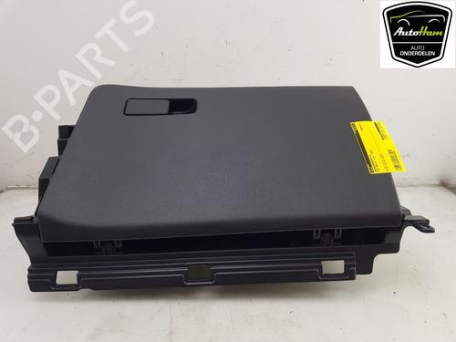 Used Glove box Glove box 17079546 17079546