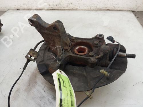 Used Left front steering knuckle VOLVO XC90 I (275) T6 AWD (272 hp) 32982644