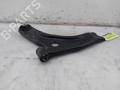 Used Left front suspension arm TOYOTA YARIS (_P21_, _PA1_, _PH1_) 1.5 Hybrid (MXPH10, MXPH11) (116 hp) 32520623