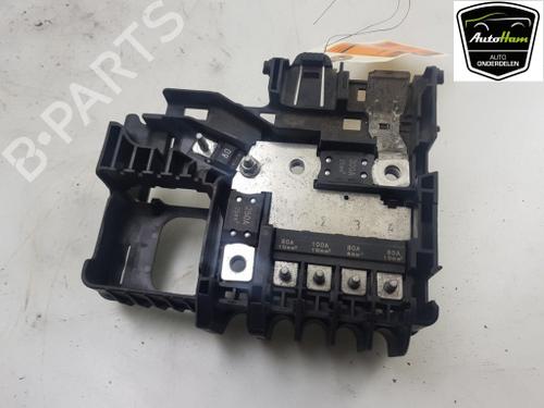 Used Fuse box Fuse box OPEL ADAM (M13) 1.4 LPG (87 hp) 13102938 13102938