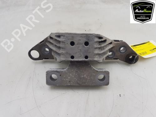 Used Engine mount Engine mount OPEL ASTRA K (B16) 1.4 Turbo (68) (150 hp) 16900832 16900832