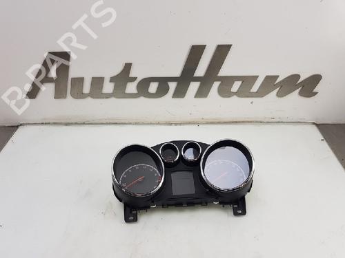 Used Instrument cluster OPEL MERIVA B MPV (S10) 1.4 (75) (120 hp) 12033208