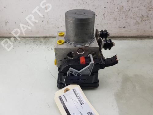abs-pump-porsche-taycan-y1a-2019-23435717 main image