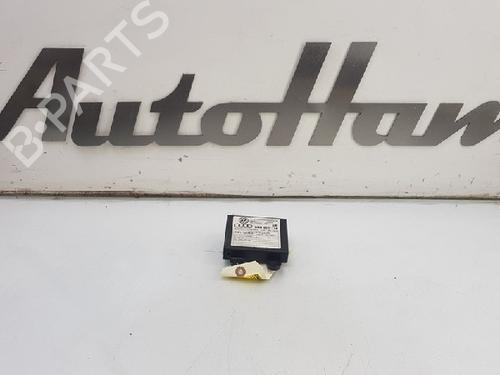 Elektronisk modul AUDI A4 B7 Convertible (8HE) 2.0 TFSI 16V (200 hp) 12998117
