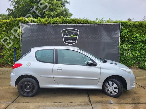 Used Front left seatbelt PEUGEOT 206+ (2L_, 2M_) 1.4 i (2LKFWA, 2MKFWA) (75 hp) 30183995