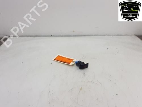 Used Warning switch Warning switch MITSUBISHI MIRAGE / SPACE STAR VI Hatchback (A0_A) 1.0 (A05A) (71 hp) 13148370 13148370