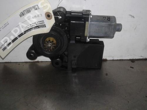 Used Electronic module RENAULT MEGANE III Coupe (DZ0/1_) 1.5 dCi (DZ0B) (106 hp) 13141219