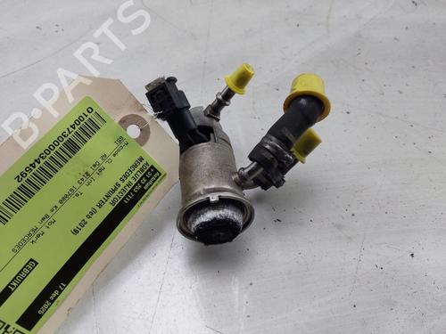Used Injector MERCEDES-BENZ SPRINTER 3,5-t Van (B907, B910) 314 CDI (910.631, 910.633) (143 hp) 31905509