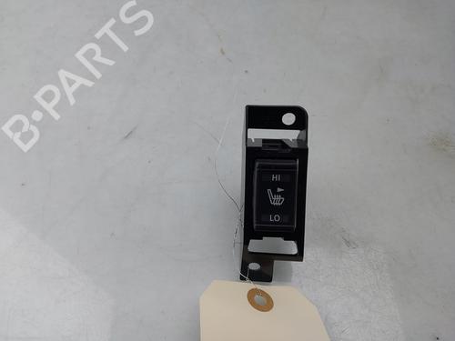 Used Switch NISSAN QASHQAI II (J11, J11_) 1.3 DIG-T (160 hp) 28807913