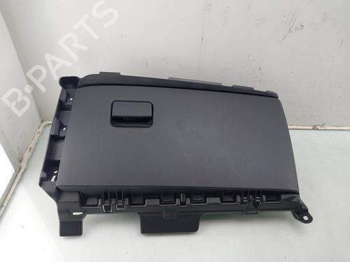 Handskerum TOYOTA YARIS CROSS (MXP_) 1.5 Hybrid (MXPJ10) (116 hp) 31170344