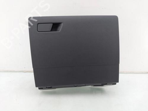 Used Glove box VW TIGUAN (CT1) 2.0 TDI (150 hp) 29910416