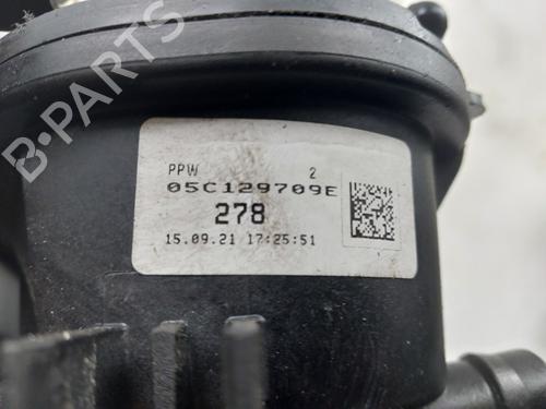 Intake manifold SEAT ARONA (KJ7, KJP) 1.0 TSI | BP30183813M70