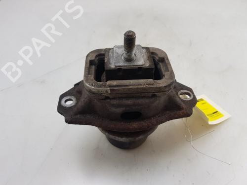 Used Engine mount Engine mount LAND ROVER DISCOVERY IV (L319) 3.0 SDV6 4x4 (256 hp) 12019299 12019299