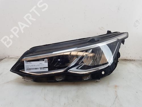 Used Left headlight VW GOLF VIII (CD1, DA1) 1.0 TSI (110 hp) 28602823
