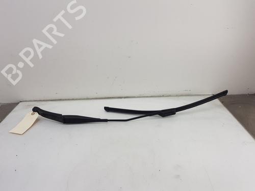 Used Front windshield wiper arm Front windshield wiper arm ALFA ROMEO GIULIETTA (940_) 1.4 TB (940FXB1A, 940FXB11) (170 hp) 33811938 33811938