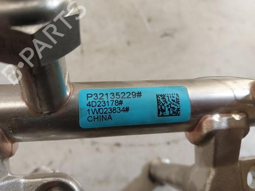 Injection rail VOLVO XC60 II (246) T6 Plug-In Hybrid AWD | BP39467391M98 - Image 5