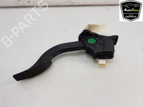 Used Pedal OPEL KARL (C16) 1.0 (75 hp) 13245691