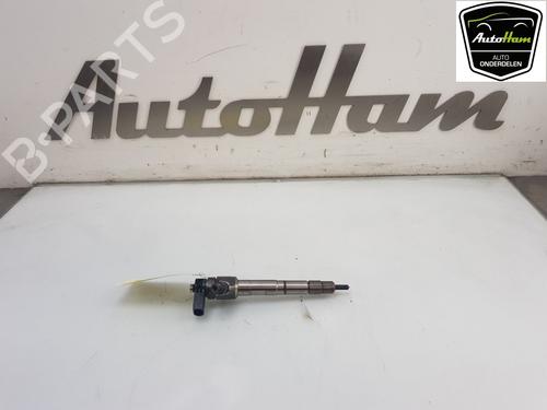 Used Injector AUDI A3 Sportback (8VA, 8VF) 1.6 TDI (110 hp) 12038239
