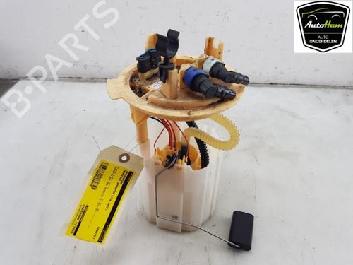 Used Fuel pump Fuel pump MERCEDES-BENZ SPRINTER 3,5-t Van (B907, B910) 315 CDI RWD (907.631, 907.633, 907.635, 907.637) (150 hp) 23190517 23190517