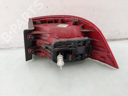 Left taillight VW PASSAT B7 Variant (365) 1.4 TSI | BP38046224C34 - Image 3
