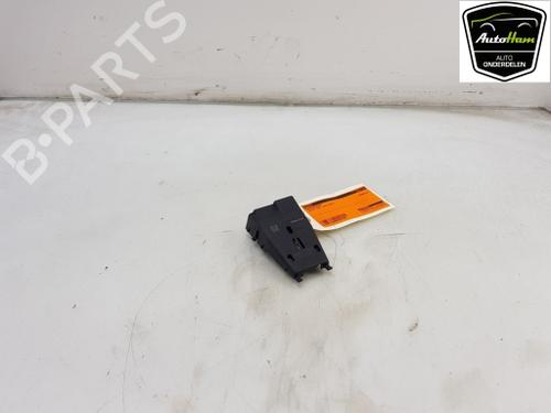 Used Camera Camera VOLVO V40 Hatchback (525) D2 (114 hp) 13147451 13147451