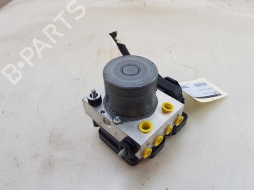 Used ABS pump ABS pump RENAULT ZOE Hatchback Van (BFM_) Electric (BFMC, BFMD) (136 hp) 25153492 25153492