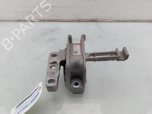 Used Engine mount SKODA SCALA (NW1) 1.0 TSI (116 hp) 29006799