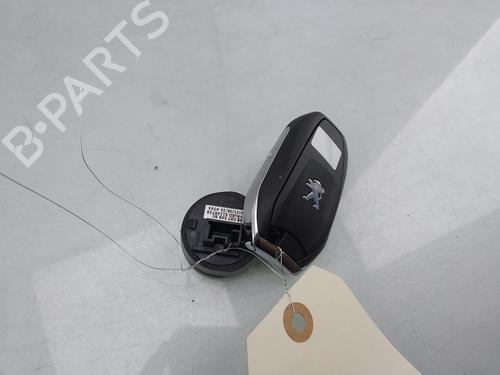 Used Electronic module Electronic module PEUGEOT 208 II (UB_, UP_, UW_, UJ_) 1.2 PureTech 100 (101 hp) 33884237 33884237