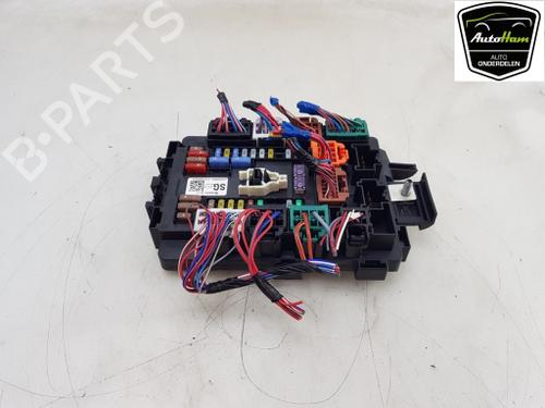 Used Fuse box Fuse box TESLA MODEL S (5YJS) P100D AWD (612 hp) 19497323 19497323
