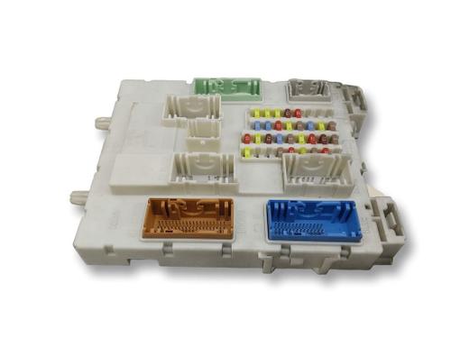 Used Fuse box Fuse box FORD FOCUS III 1.6 TDCi ECOnetic (105 hp) 40456553 40456553