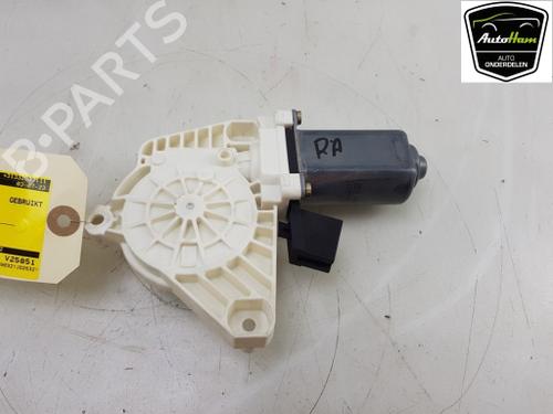 Used Electronic module Electronic module MERCEDES-BENZ A-CLASS (W169) A 170 (169.032, 169.332) (116 hp) 16900369 16900369