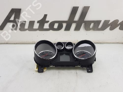 Used Instrument cluster OPEL ZAFIRA TOURER C (P12) 1.6 CDTI (75) (136 hp) 12016700