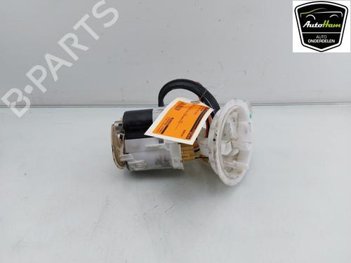 Used Fuel pump AUDI A4 B9 Avant (8W5, 8WD) RS4 TFSi quattro (450 hp) 12042158