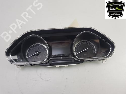 Used Instrument cluster Instrument cluster 12046796 12046796