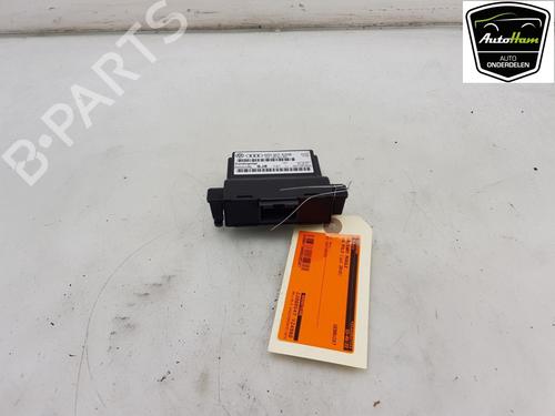 Used Electronic module VW POLO V (6R1, 6C1) 1.2 TDI (75 hp) 13147710