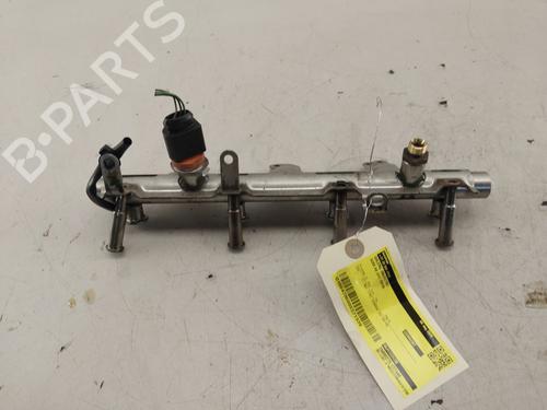 Used Injection rail Injection rail 38169017 38169017