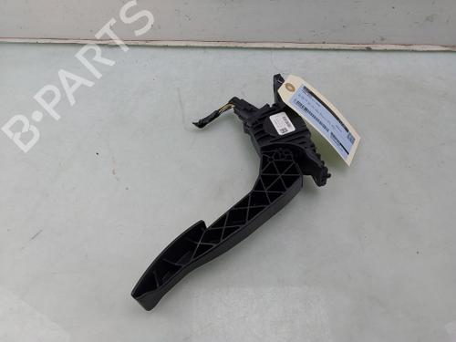 pedal-ford-kuga-iii-dfk-2019-29352526 main image
