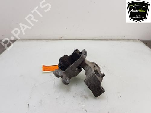 Used Engine mount RENAULT KADJAR (HA_, HL_) 1.6 dCi 130 4x4 (HLA4) (130 hp) 12039962