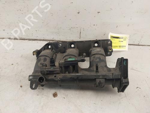 Used Intake manifold Intake manifold 39094611 39094611