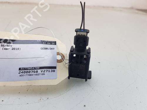 Andre MERCEDES-BENZ A-CLASS (W177) A 180 (177.084) (136 hp) 25005226