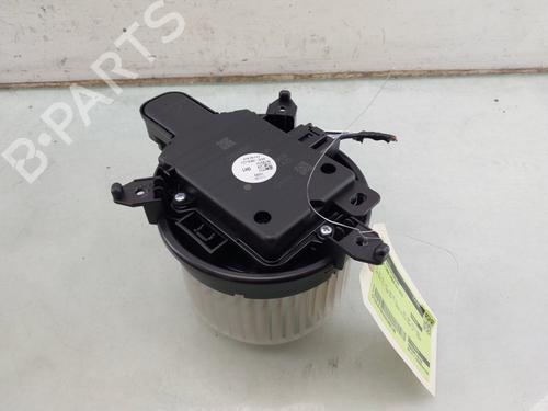 Varmeblæser Varmeblæser TOYOTA YARIS CROSS (MXP_) 1.5 Hybrid (MXPJ10) (116 hp) 37463081 37463081
