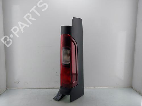 Used Right taillight OPEL VIVARO B Van (X82) 1.6 CDTI (05) (120 hp) 31266827