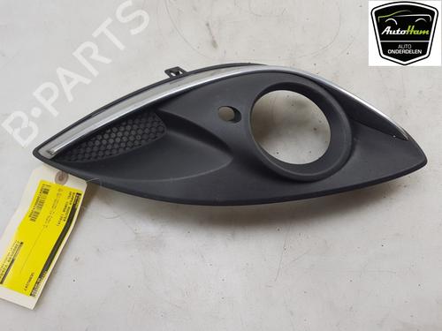 Used Grille OPEL CORSA D (S07) 1.4 (L08, L68) (100 hp) 15130930