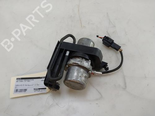 Used Vacuum pump BMW 3 Touring (G21, G81) 330 e Plug-in-Hybrid (292 hp) 25845705