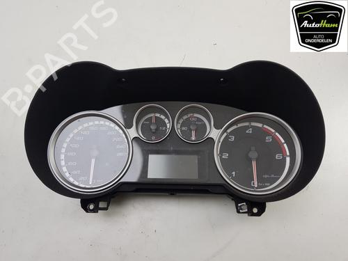 Used Instrument cluster Instrument cluster 12052372 12052372