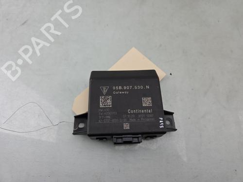 Elektronisk modul PORSCHE 718 BOXSTER (982) 2.5 S (982330, 982331) (350 hp) 30845392