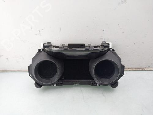 instrument-cluster-toyota-yaris-_p21_-_pa1_-_ph1_-2020-32481275 main image