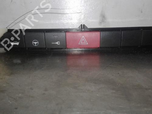 Used Warning switch FIAT GRANDE PUNTO (199_) 1.2 (65 hp) 13140446