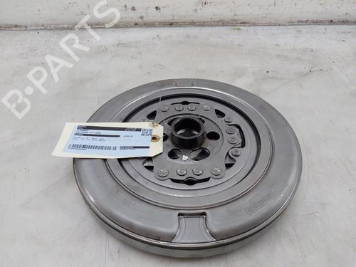 Used Flywheel VW PASSAT B9 Variant (CJ5) 1.5 TSI eHybrid (272 hp) 29910382
