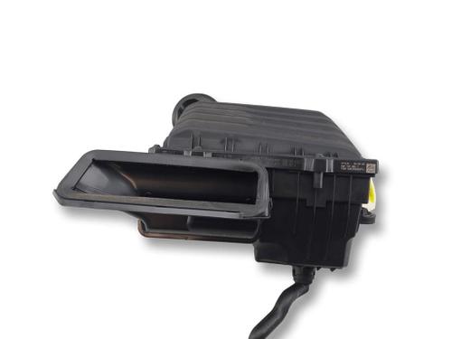Used Air filter box Air filter box VW POLO VI (AW1, BZ1, AE1) 1.0 TSI (95 hp) 40525953 40525953
